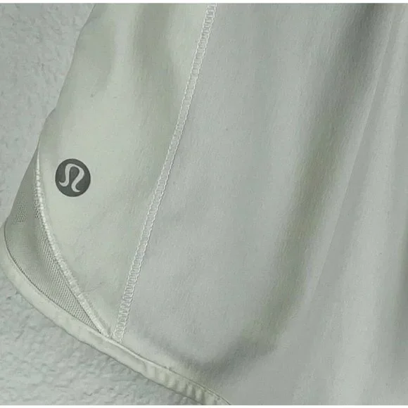 Lululemon Shorts Women's Size 4Tall Hotty Hot 4" Low Rise Athletic Running White - Picture 5 of 11